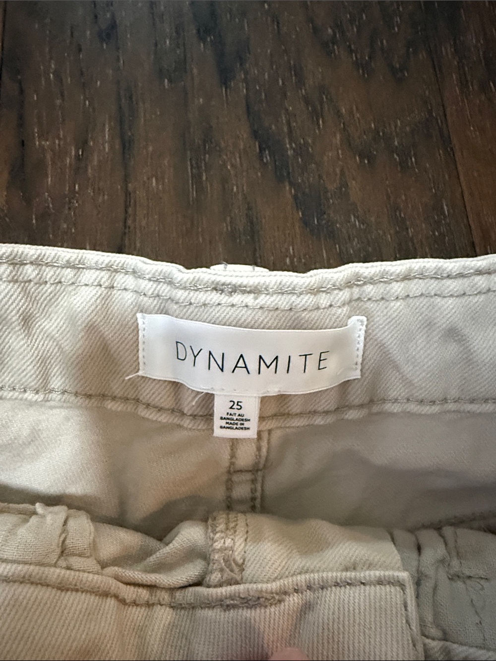 Dynamite Shorts - Picture 2 of 3